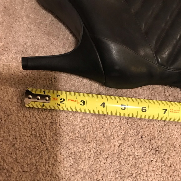 Torrid Quilted Black Heeled Boots Size 11W - Picture 5 of 11